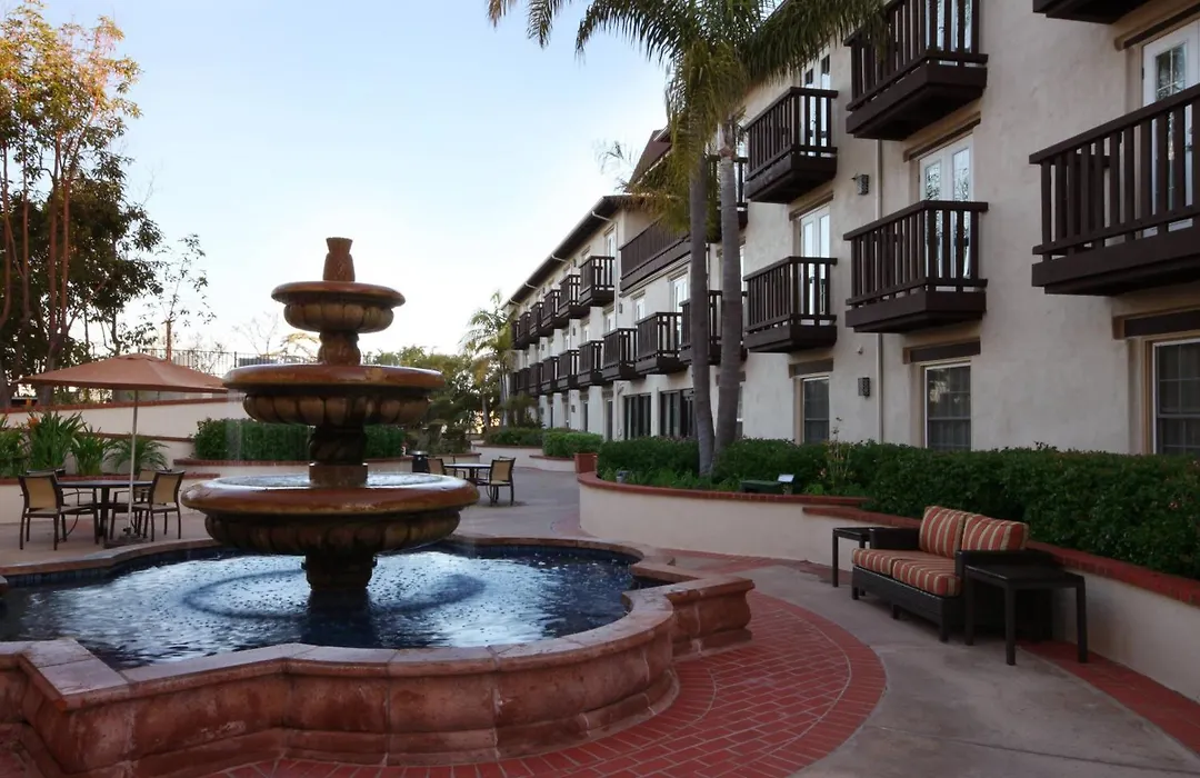 Fairfield Inn & Suites San Diego Old Town-1